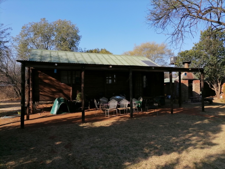 Commercial Property for Sale in Renosterfontein A H North West